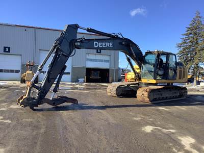 John Deere 210G LC Excavator