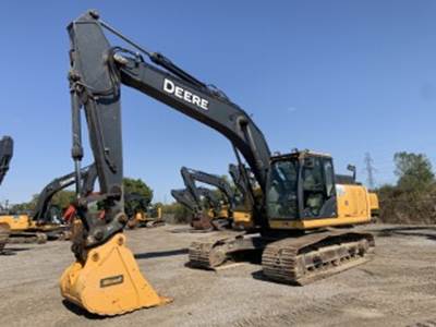 John Deere 210G LC Excavator