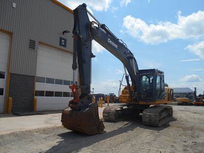 John Deere 210G LC Excavator