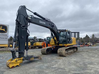 210 P Excavator