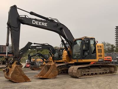 John Deere 245G LC Excavator