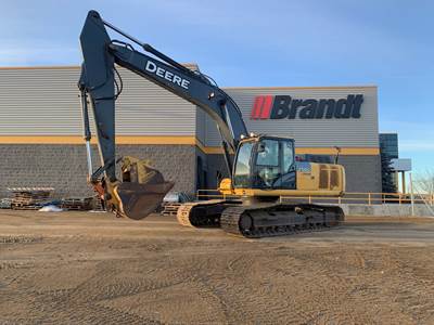 John Deere 250G LC Excavator