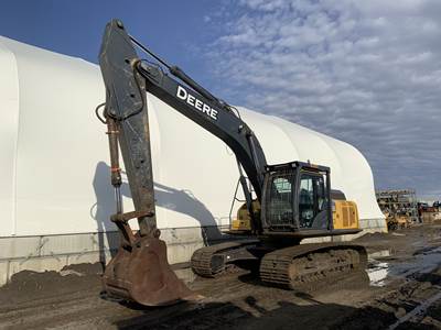 John Deere 250G LC Excavator