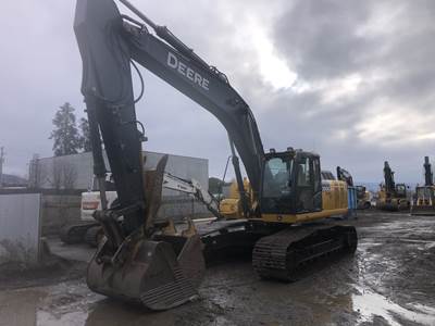 John Deere 290G LC Excavator