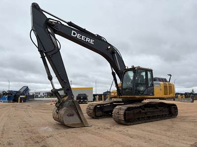 John Deere 290G LC Excavator