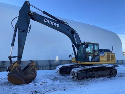 John Deere 290G LC Excavator