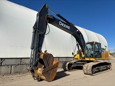 John Deere 290G LC Excavator