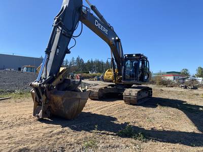 John Deere 300G Excavator