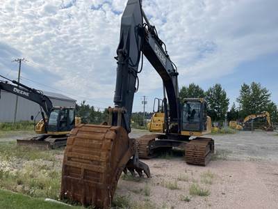 John Deere 300G LC Excavator