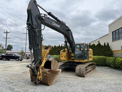 John Deere 345G LC Excavator