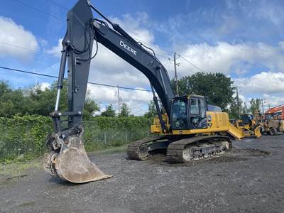John Deere 350 P Excavator