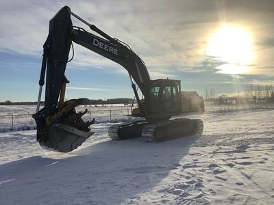 John Deere 350G LC Excavator