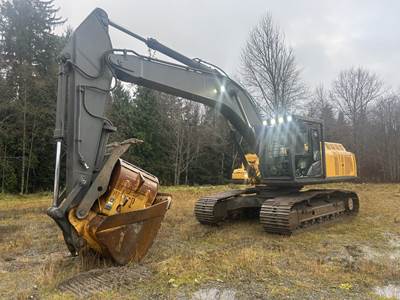 John Deere 350G LC Excavator