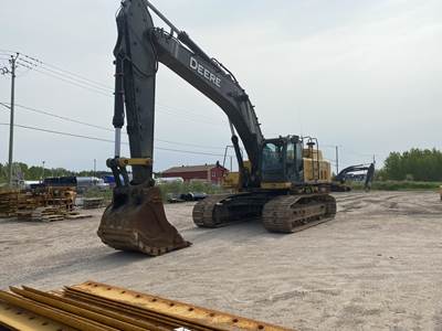 John Deere 450D LC Excavator