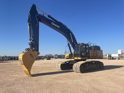John Deere 470 P Excavator