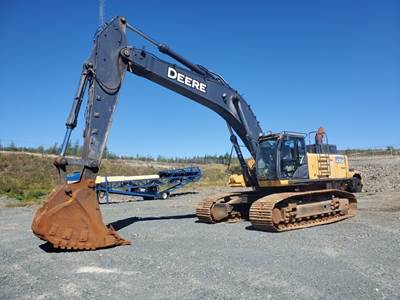 John Deere 470G LC Excavator