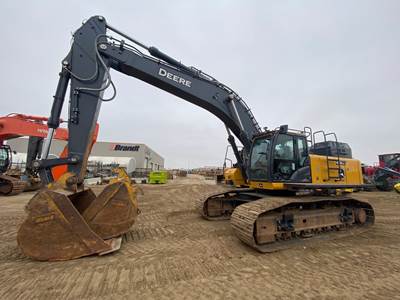 John Deere 470G LC Excavator