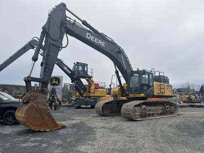 John Deere 470G LC Excavator