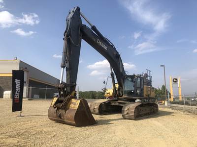 John Deere 470G LC Excavator