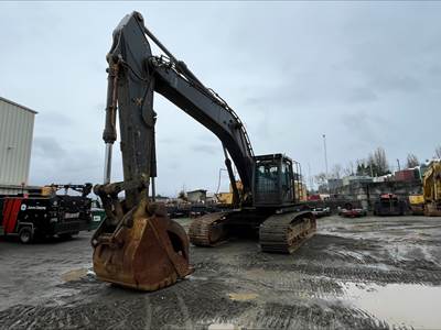 John Deere 470G LC Excavator