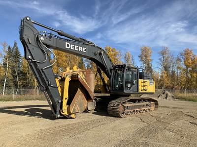John Deere 470G LC Excavator