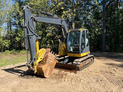 John Deere 75G Excavator