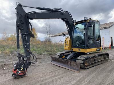 John Deere 75G Excavator