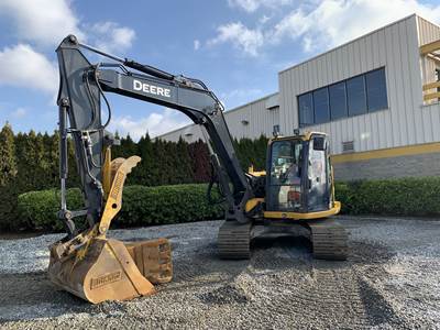 John Deere 85G Excavator