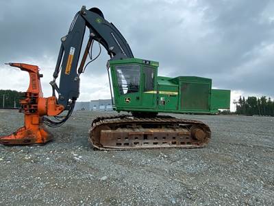 John Deere 903M Feller Buncher