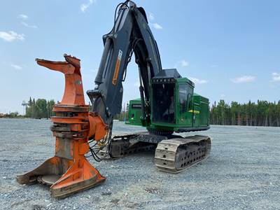 John Deere 903M Feller Buncher