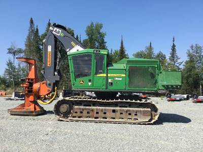 John Deere 903M Feller Buncher