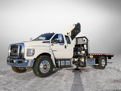 Ford F-750 Flatbed Truck - 330HP