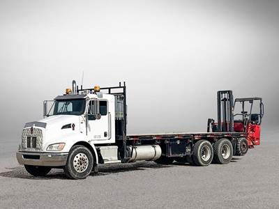 Kenworth T370 Tandem Axle Flatbed Truck - 300HP