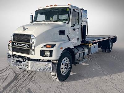 Mack MD7 Flatbed Truck - 300HP