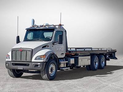 Peterbilt 548 Tandem Axle Flatbed Truck - 370HP