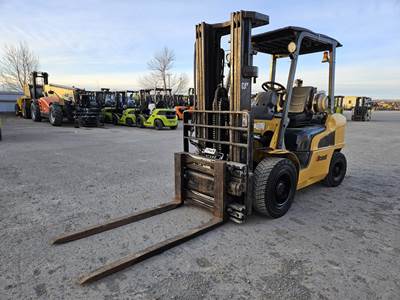 Caterpillar P60001 Forklift