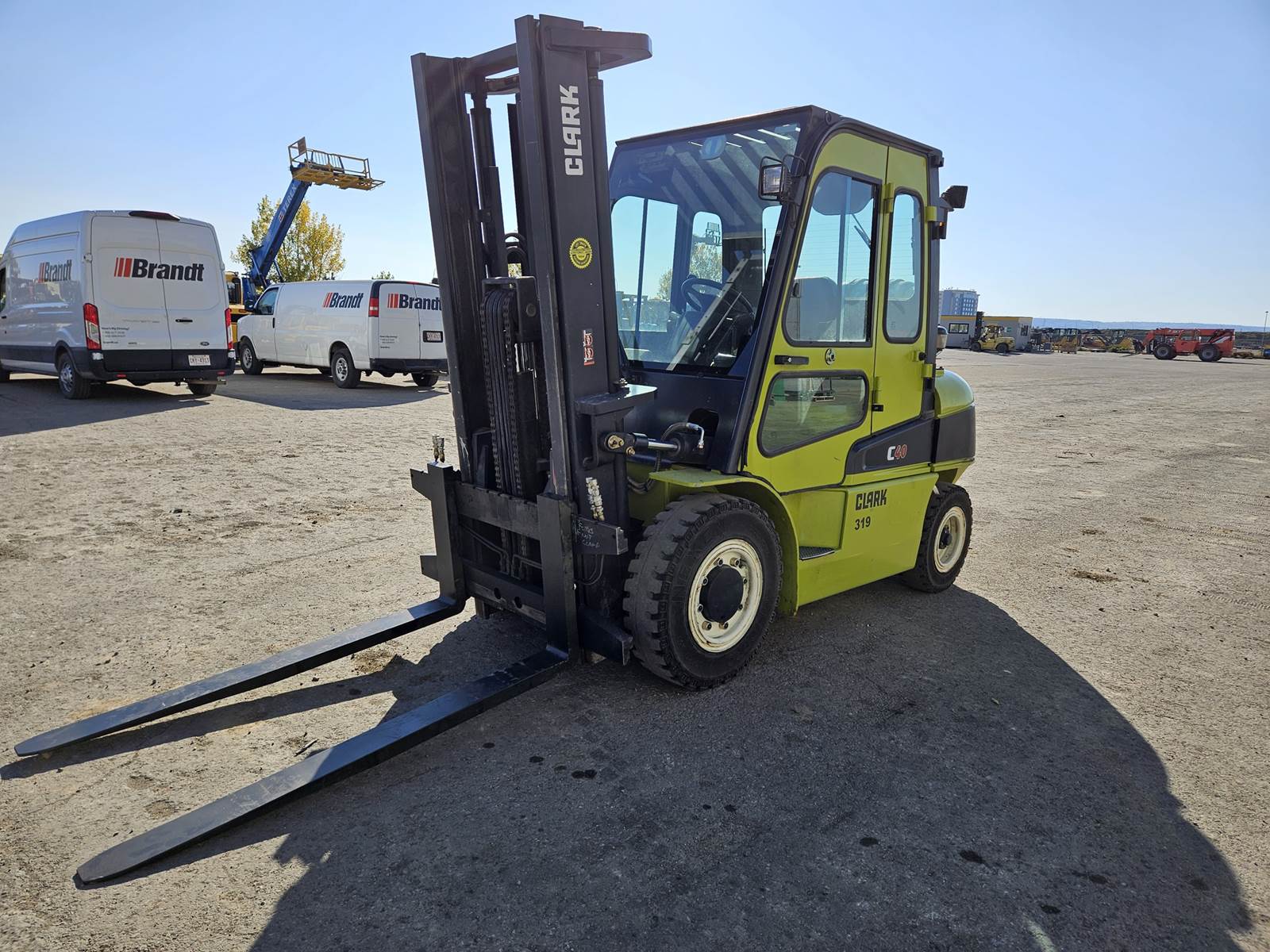 2016 Clark C40LGP Forklift For Sale, 4,158 Hours Regina, SK, Canada