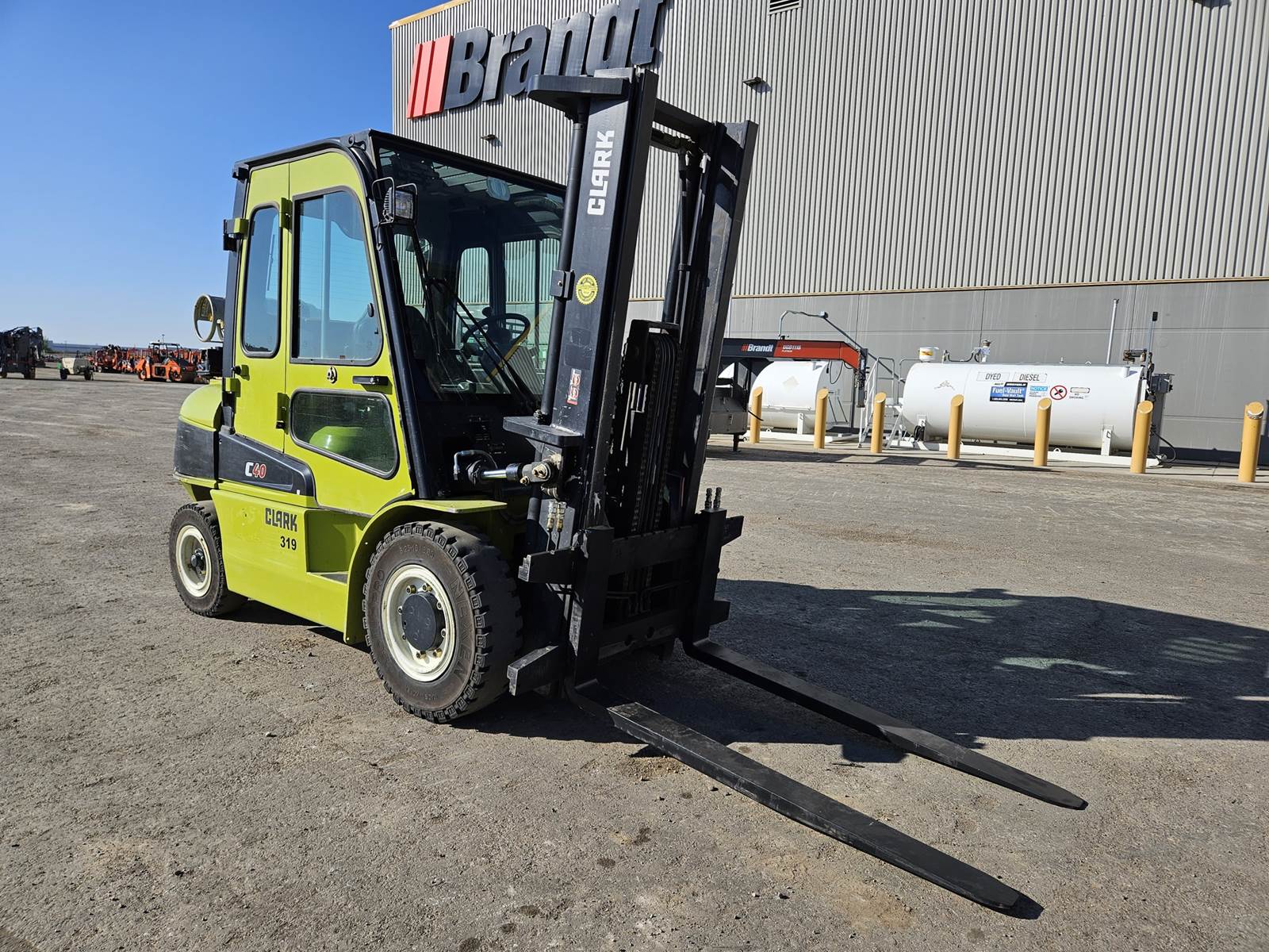 2016 Clark C40LGP Forklift For Sale, 4,158 Hours Regina, SK, Canada