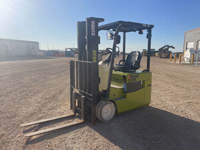 Clark TMX20 Forklift