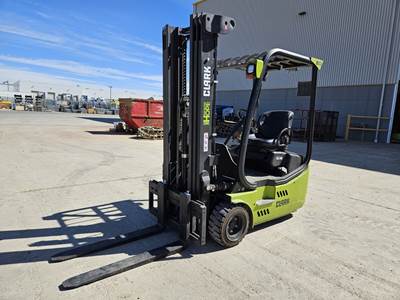 Clark TWLI20 Forklift