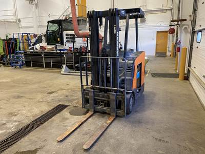 B20SU Forklift