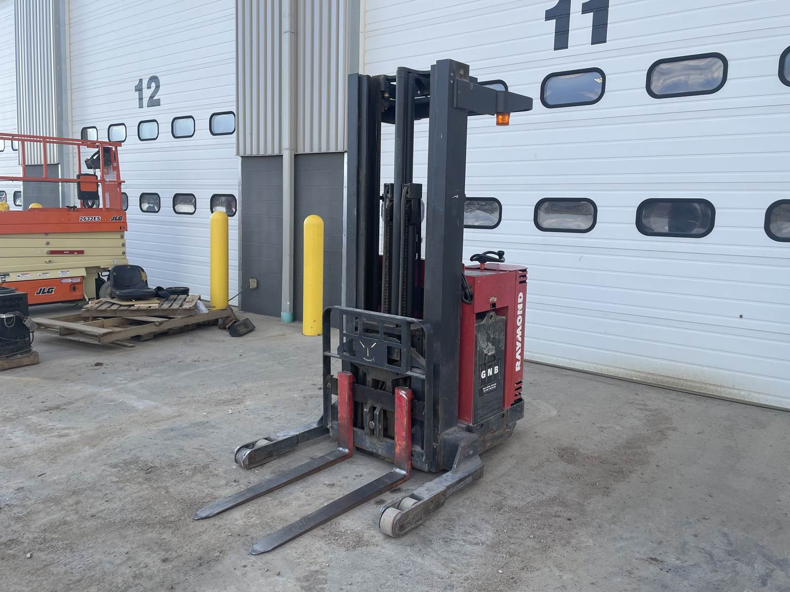 1992 RA30TT Forklift For Sale, 2,459 Hours Saskatoon, SK, Canada