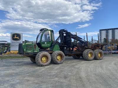 John Deere 1210E Forwarder