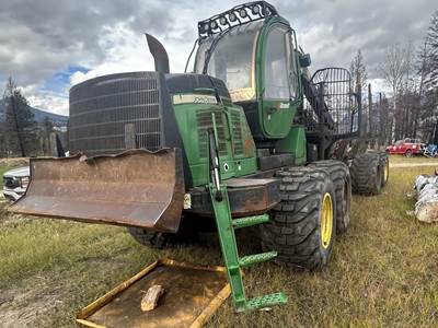 John Deere 1210E Forwarder