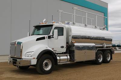 Kenworth T880 Tandem Axle Fuel & Lube Truck - Paccar, 485HP
