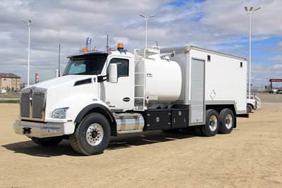Kenworth T880 Tandem Axle Fuel & Lube Truck - Paccar, 485HP