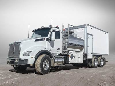 Kenworth T880 Fuel & Lube Truck