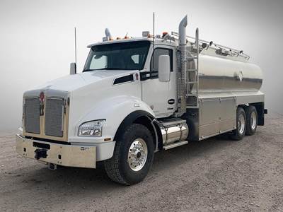 Kenworth T880 Tandem Axle Fuel & Lube Truck - 525HP