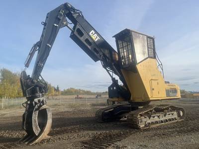 Caterpillar 325D Log Loader