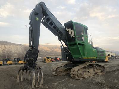 John Deere 3156G Log Loader